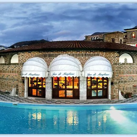 Arco Di Magliano 3*